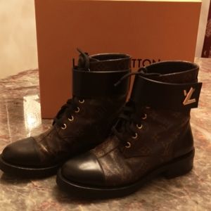 Authentic Louis Vuitton Logo Leather Boots